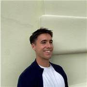 Profesor de matemáticas, economía de la empresa y economía. Clases tanto presenciales como en línea